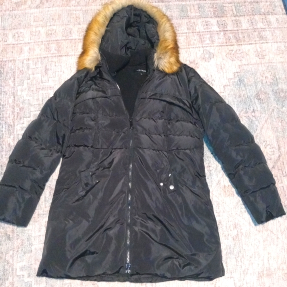 Women's XLarge black Valuker Jacket with faux fur hood.